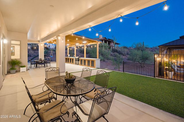 829 E STEINBECK Drive, Phoenix, AZ 85086