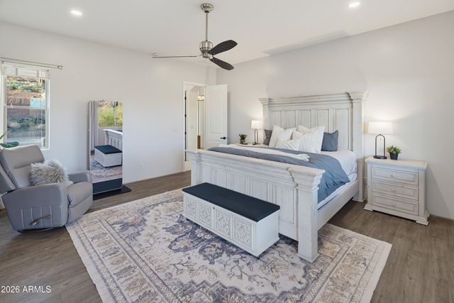 829 E STEINBECK Drive, Phoenix, AZ 85086