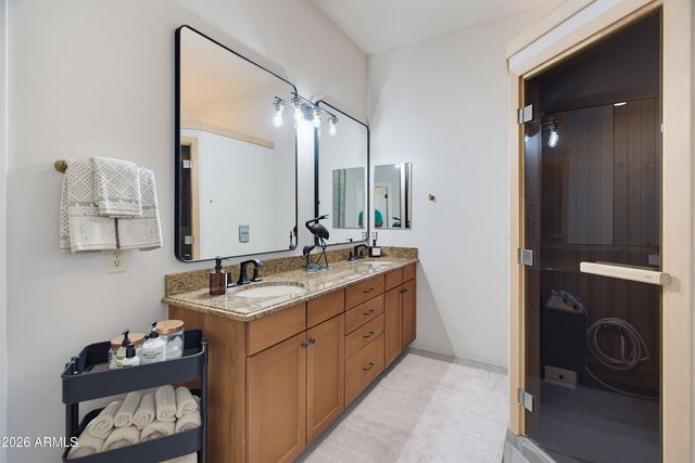 829 E STEINBECK Drive, Phoenix, AZ 85086