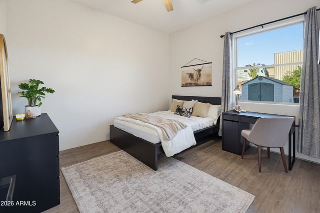 829 E STEINBECK Drive, Phoenix, AZ 85086