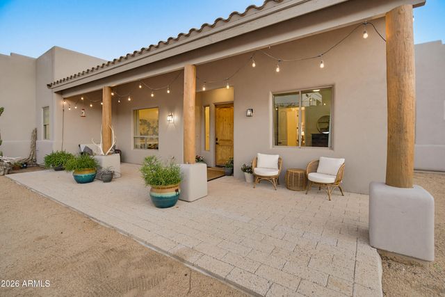 829 E STEINBECK Drive, Phoenix, AZ 85086
