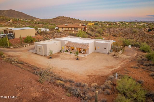 829 E STEINBECK Drive, Phoenix, AZ 85086