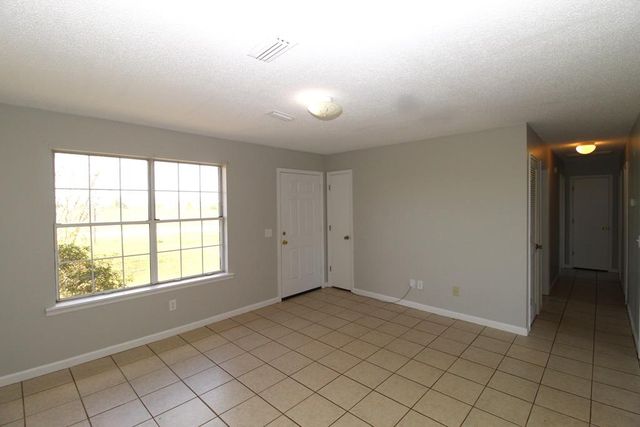 2265 S County Rd 67, Midland City, AL 36350