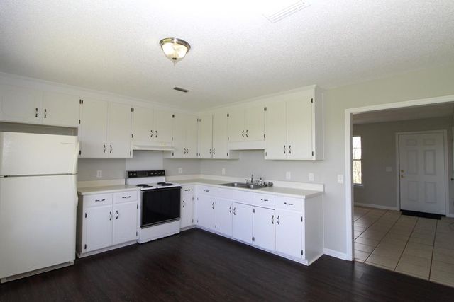 2265 S County Rd 67, Midland City, AL 36350