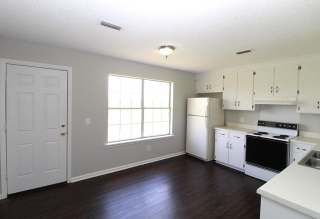 2265 S County Rd 67, Midland City, AL 36350