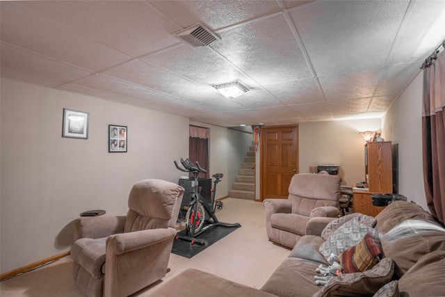 1526 Chance Court, Adel, IA 50003