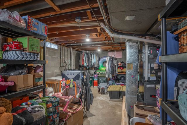 1526 Chance Court, Adel, IA 50003