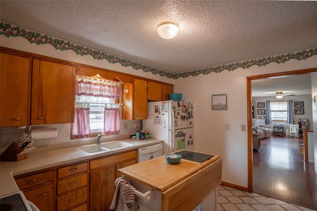 1526 Chance Court, Adel, IA 50003