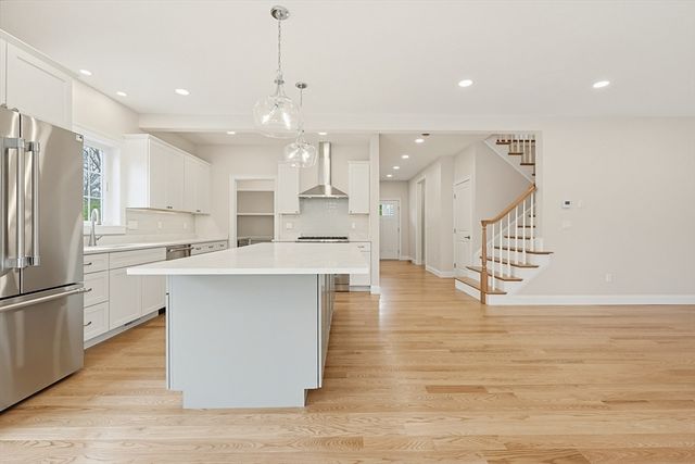 889 Maple Street, Mansfield, MA 02048