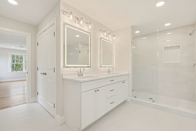 889 Maple Street, Mansfield, MA 02048