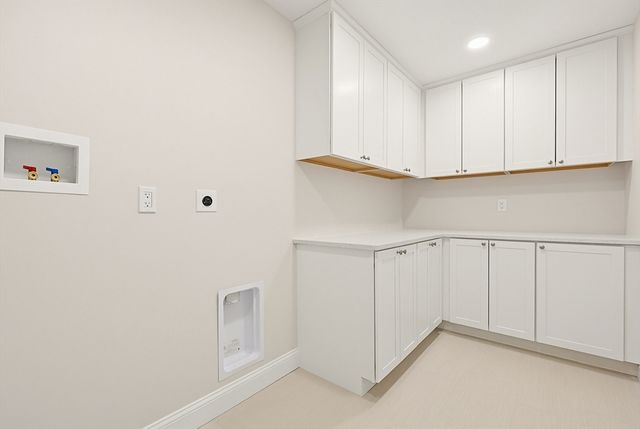 889 Maple Street, Mansfield, MA 02048
