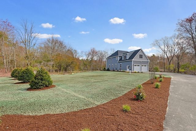 889 Maple Street, Mansfield, MA 02048
