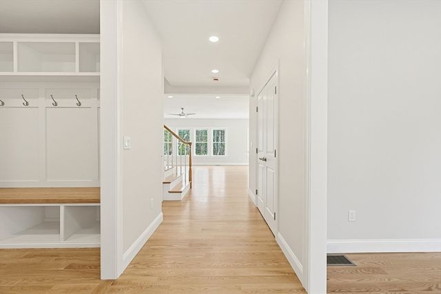 889 Maple Street, Mansfield, MA 02048
