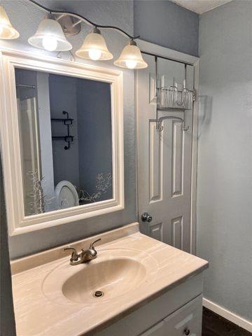509 Kemper Avenue, Crowley, TX 76036