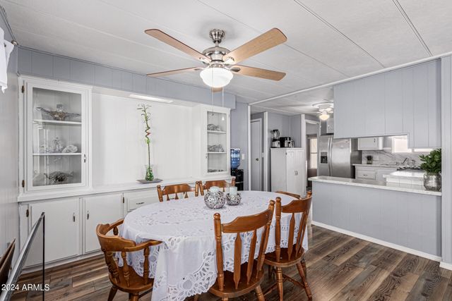 2650 W UNION HILLS Drive 164, Phoenix, AZ 85027