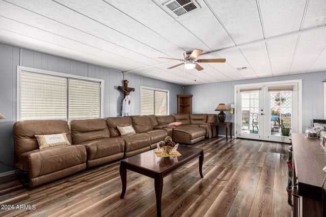 2650 W UNION HILLS Drive 164, Phoenix, AZ 85027