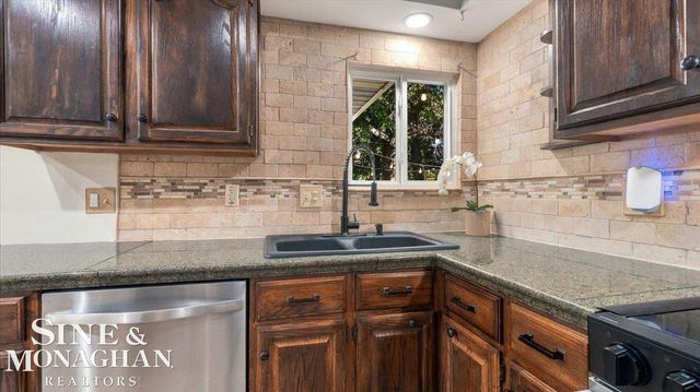350 Manor Drive, East China Twp, MI 48054