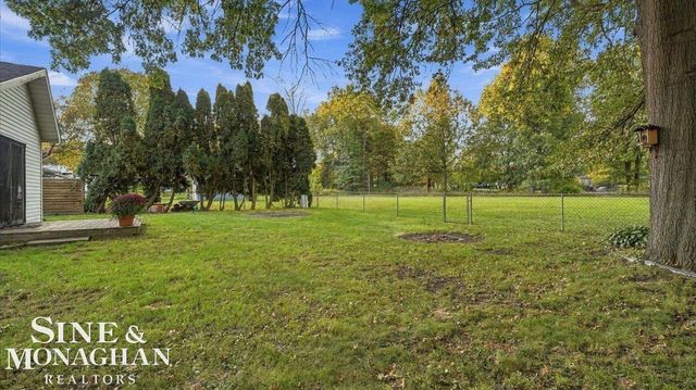350 Manor Drive, East China Twp, MI 48054