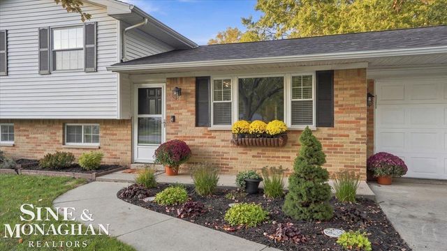 350 Manor Drive, East China Twp, MI 48054