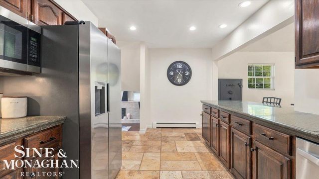 350 Manor Drive, East China Twp, MI 48054