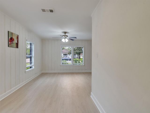 1300 Brazos Street, Rosenberg, TX 77471