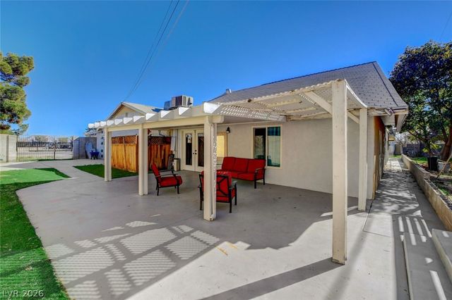 1963 Sycamore Trail, Las Vegas, NV 89108