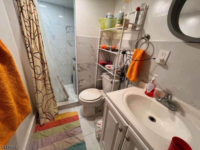19 Highland Ave, Newark City, NJ 07104