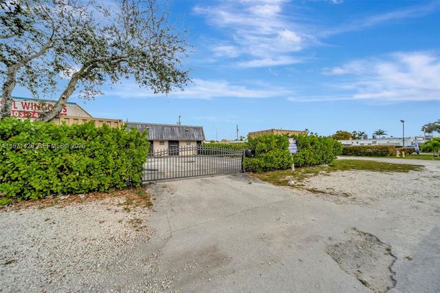 67 NW 166th Street, Miami, FL 33169
