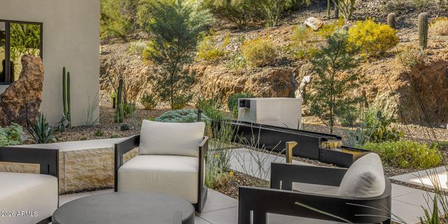 7540 N LAKESIDE Lane, Paradise Valley, AZ 85253