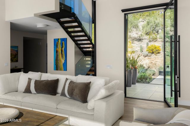 7540 N LAKESIDE Lane, Paradise Valley, AZ 85253