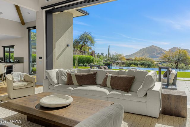 7540 N LAKESIDE Lane, Paradise Valley, AZ 85253