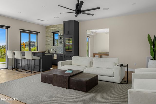 7540 N LAKESIDE Lane, Paradise Valley, AZ 85253