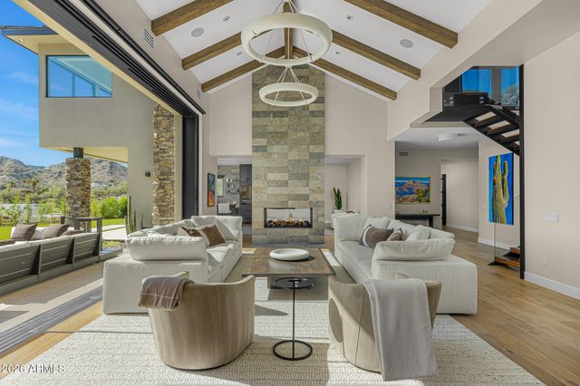 7540 N LAKESIDE Lane, Paradise Valley, AZ 85253