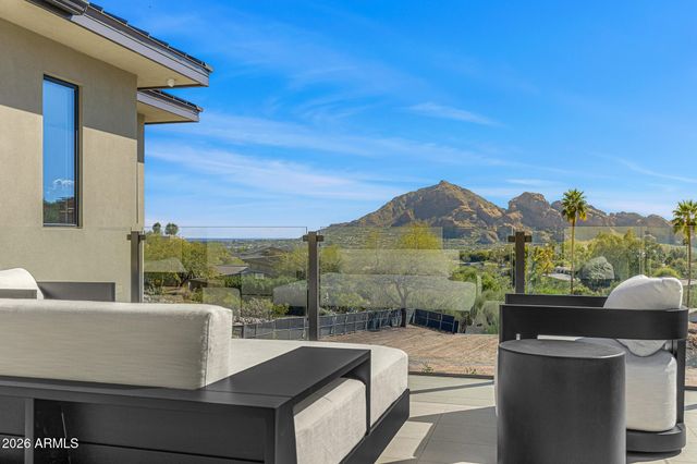 7540 N LAKESIDE Lane, Paradise Valley, AZ 85253