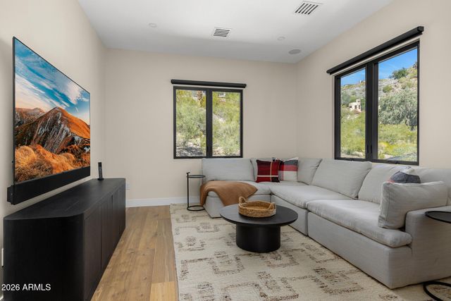 7540 N LAKESIDE Lane, Paradise Valley, AZ 85253