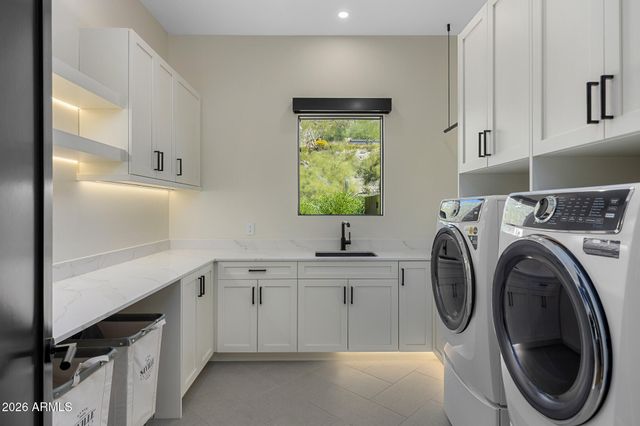 7540 N LAKESIDE Lane, Paradise Valley, AZ 85253