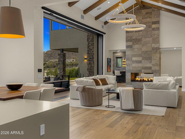 7540 N LAKESIDE Lane, Paradise Valley, AZ 85253