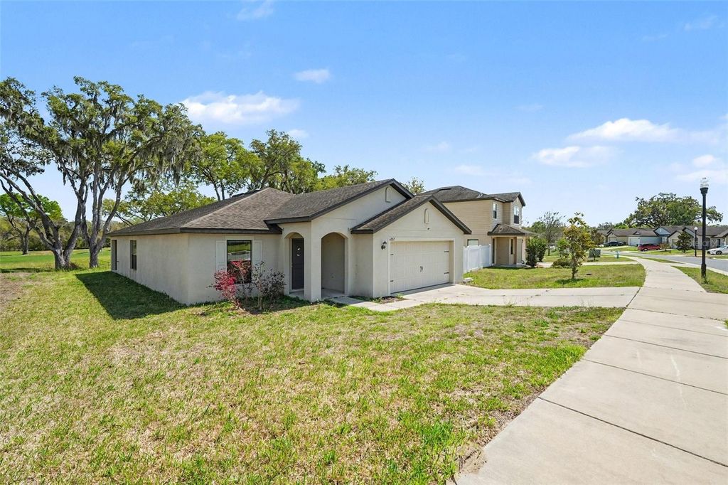 Image 16 of property listing at 6882 REDBAY DRIVE, Brooksville, FL 34602