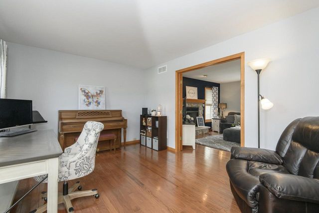 N108W15563 Bel Aire LANE, Germantown, WI 53022