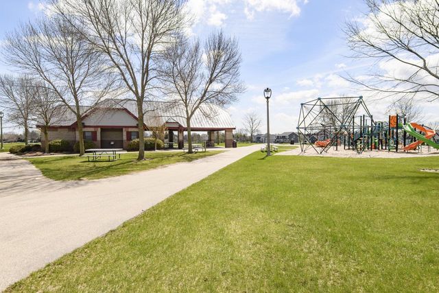 N108W15563 Bel Aire LANE, Germantown, WI 53022