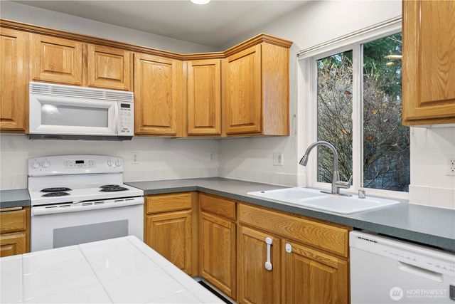 12819 171St Street Ct E, Puyallup, WA 98374