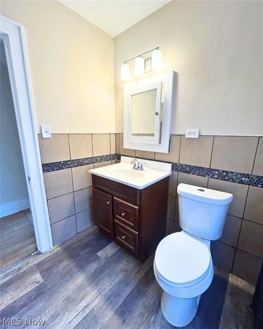 3258 E Berkshire Road, Cleveland Heights, OH 44118