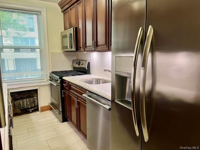 105-25 64th Ave 1H, Forest Hills, NY 11375