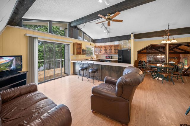 227 County Road 2268, Mineola, TX 75773