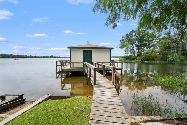 227 County Road 2268, Mineola, TX 75773