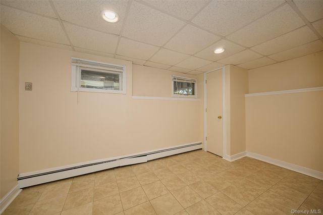17 Derick Drive, Fishkill, NY 12524