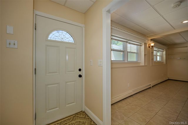17 Derick Drive, Fishkill, NY 12524