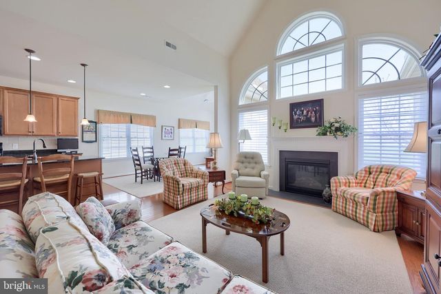 1444 EMERSON DR, Mount Joy, PA 17552