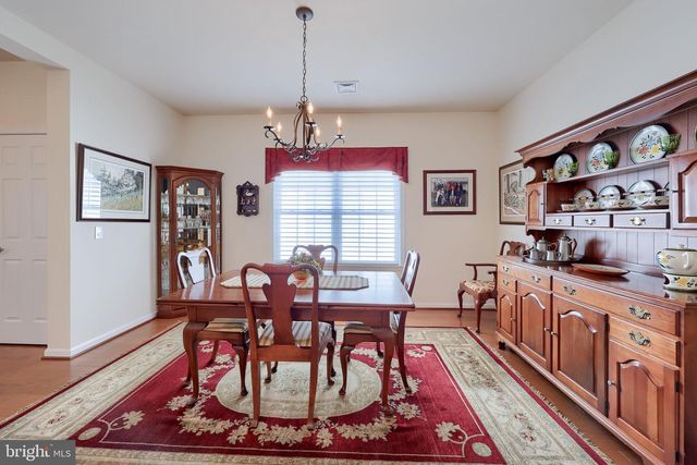 1444 EMERSON DR, Mount Joy, PA 17552