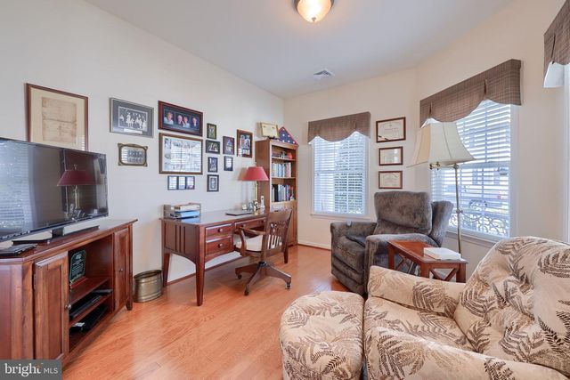 1444 EMERSON DR, Mount Joy, PA 17552